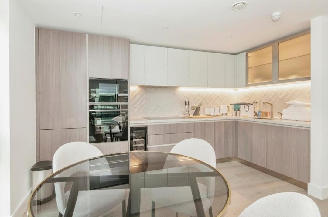 Appartement Modern 2 Bedroom In Canada Water - Stylish By The River Thames